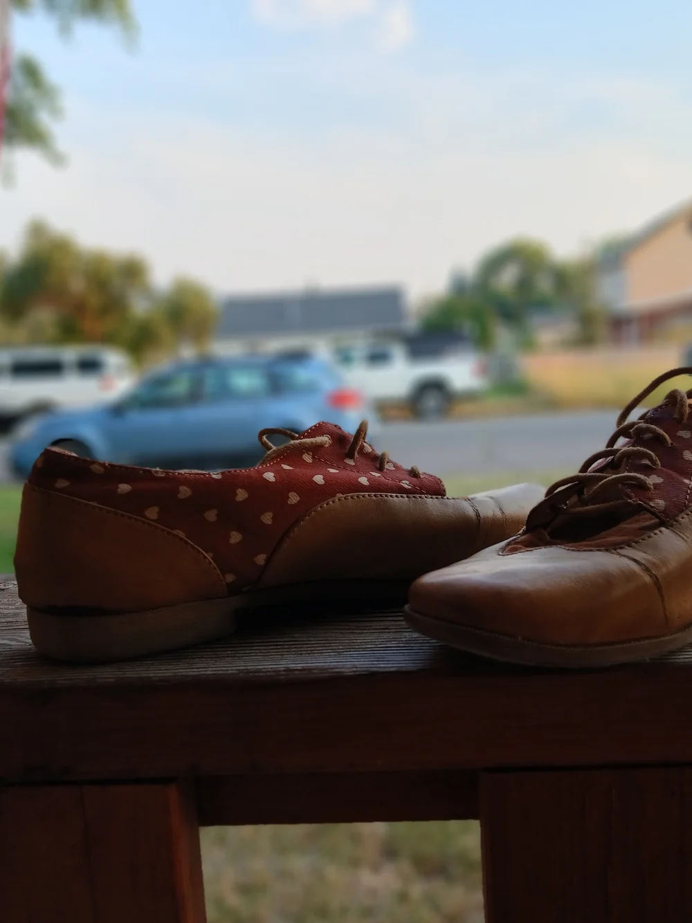 Women's Heart-Print Tan & Rust Leather Oxford Flats
